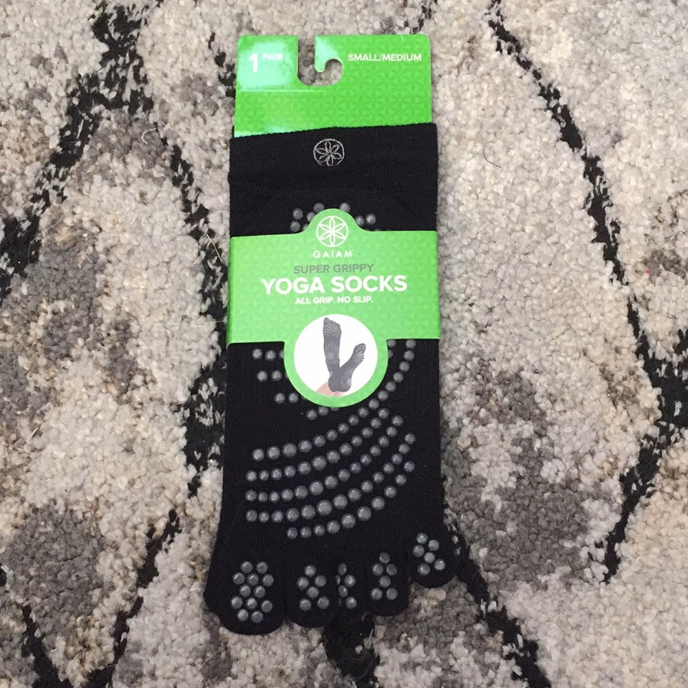 Gaiam yoga socks
